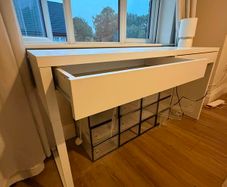 Desk White/vanity Micke Ikea