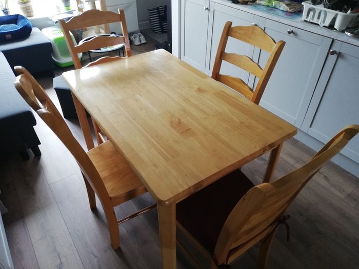 Wooden dining table and 4 chairs