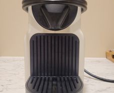 Nespresso Inissia Capsule Coffee Machine