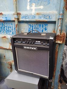 DRIVE guitar amplifier