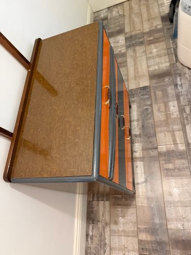 vintage chest of drawers