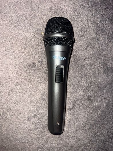 Microphone