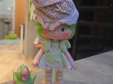 Lime Chiffon Friend with Parrot Parfait pet but complete outfit HTF AGC Kenner A.G.C same era as MLP G1 My Little Pony