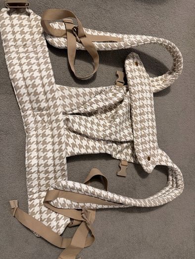 baby carrier