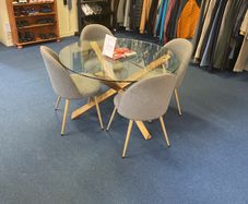 table and 4 chairs