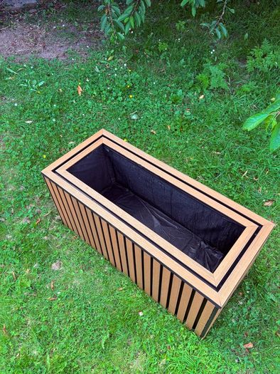 Planter Box (Composite Cladding)