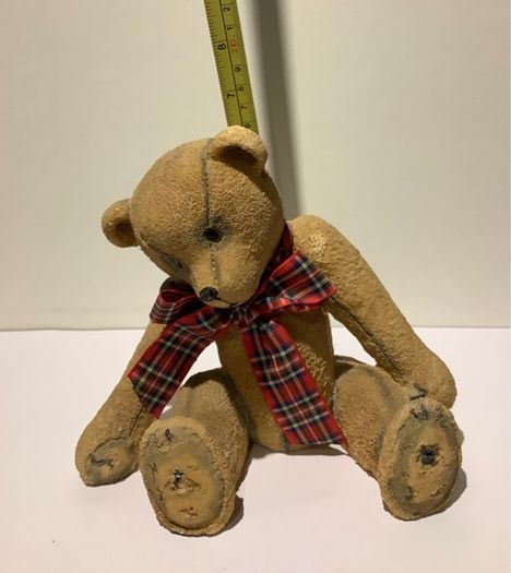 Vintage Kensington Holly Grove Resin Bear