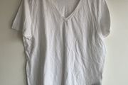 M&amp;S ladies white v neck T-shirt size 16 new without tags
