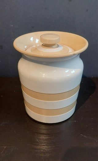 Fabulous RARE Collectable Traditional Cornishware Storage Jar in the Very Rare and Discontinued Gold & White Colourway, TG Green, Restyled by Judith Onions, Circa 1968 to 1975