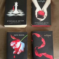 4 Books by Stephanie Meyer