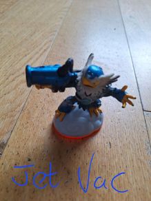 Skylanders Giants Figures