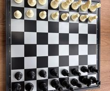 Portable chess set with board
