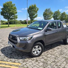 Toyota Hilux 221