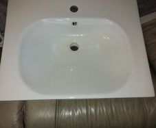 Hand basin / sink