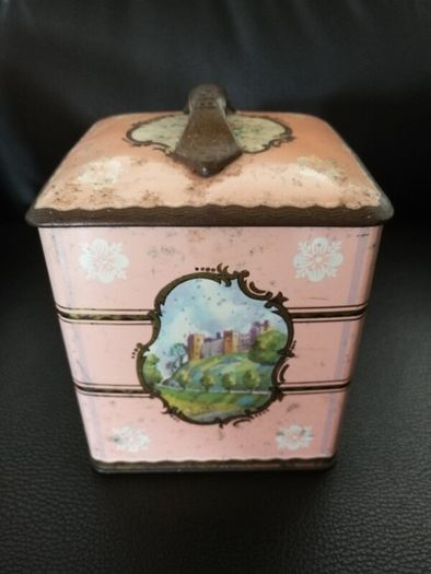 vintage biscuit tin