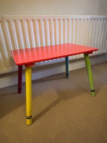 FREE kids Crayola Table