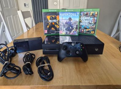 Original Xbox One 500GB Bundle & 3 Games & Controller