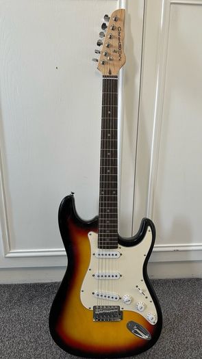 MCGPRO Strat-Style Electric Guitar - Sunburst