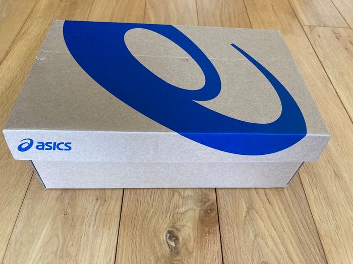Asics Trainers Size 5