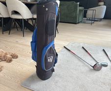 Junior Golf Bag with 4 Clubs
