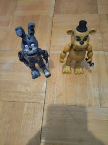 Golden Freddy and Nightmare Bonnie