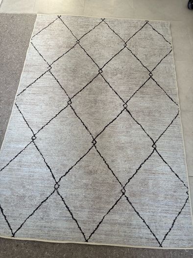 Washable Berber Trellis Rug 160 x 230cm - Brand New