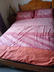 Beautiful 2.20 x 2.20 m Duvets Cover/2 Pillow Cases