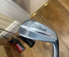 Titleist 620 MB 8 iron