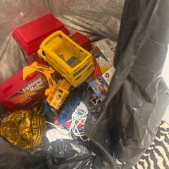 toys