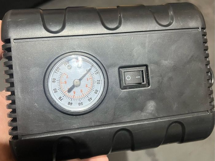 Halfords Tyre Inflator