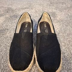Toms shoes black, brand new