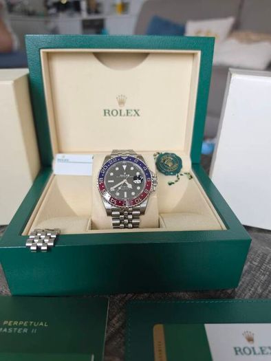 Rolex GMT-Master II 'Pepsi' Ref. 126710BLRO 2018 MK1 Full Box & Papers