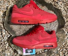 Premium Nike Air Max 1 Ultra Noir Red