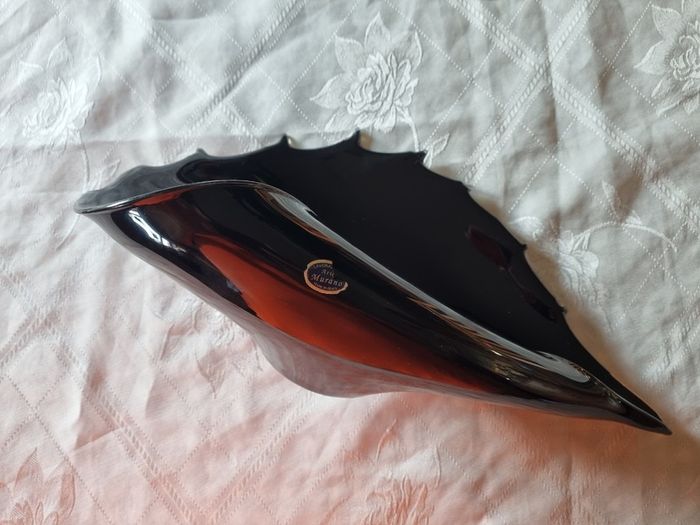 Vintage Large Murano bowl in the shape of a shell