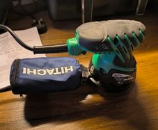 Hitachi Random Orbit Sander