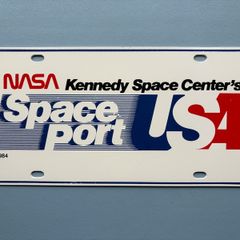 Vintage 1984 NASA Kennedy Space Center Space Port USA Plastic License Plate
