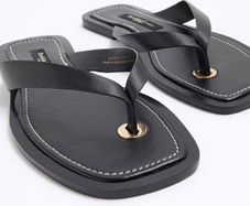River Island leather thong flat sandal in blac size 40 EU 7 UK