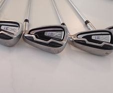 Ladies Wilson Golf clubs