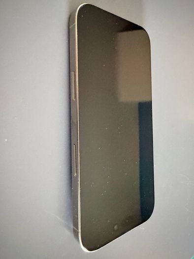 iPhone 16 Pro 512gb Mint Condition (Like New)