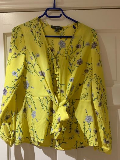 floral blouse