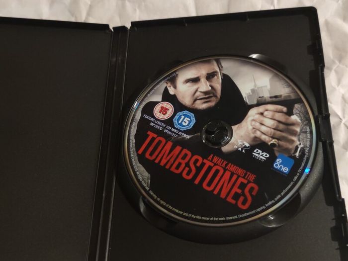 A Walk Among The Tombstones Dvd