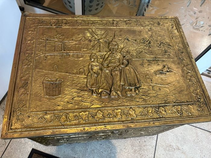 Large Vintage Ornament Embossed Brass coal or log storage box
