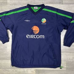 Vintage 2002 Umbro Ireland Training Sweatshirt Top Mens Medium