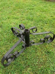 Christmas tree stand
