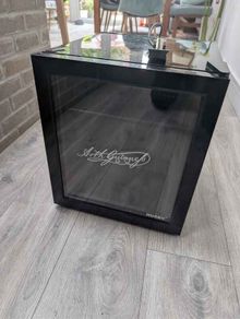 Arthur Guinness Drinks Cooler Husky Mini Fridge