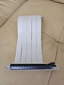 PCIe 4.0 riser/extender cable 18cm 90 degree