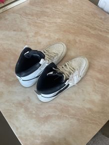 shoe
