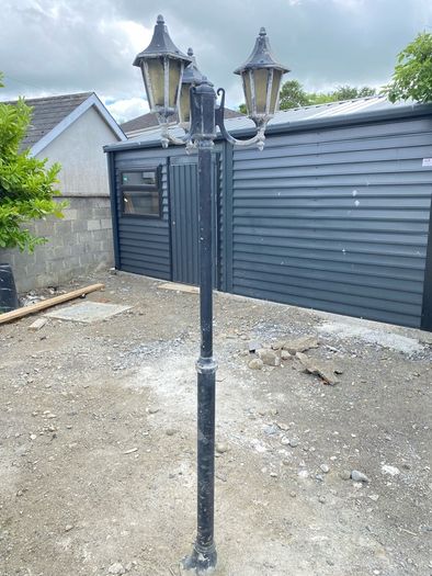 garden lamp post