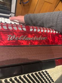 piano accordion akkordeon WELTMEISTER CAPRICE 120