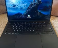 Apple MacBook Air M2 (2022)